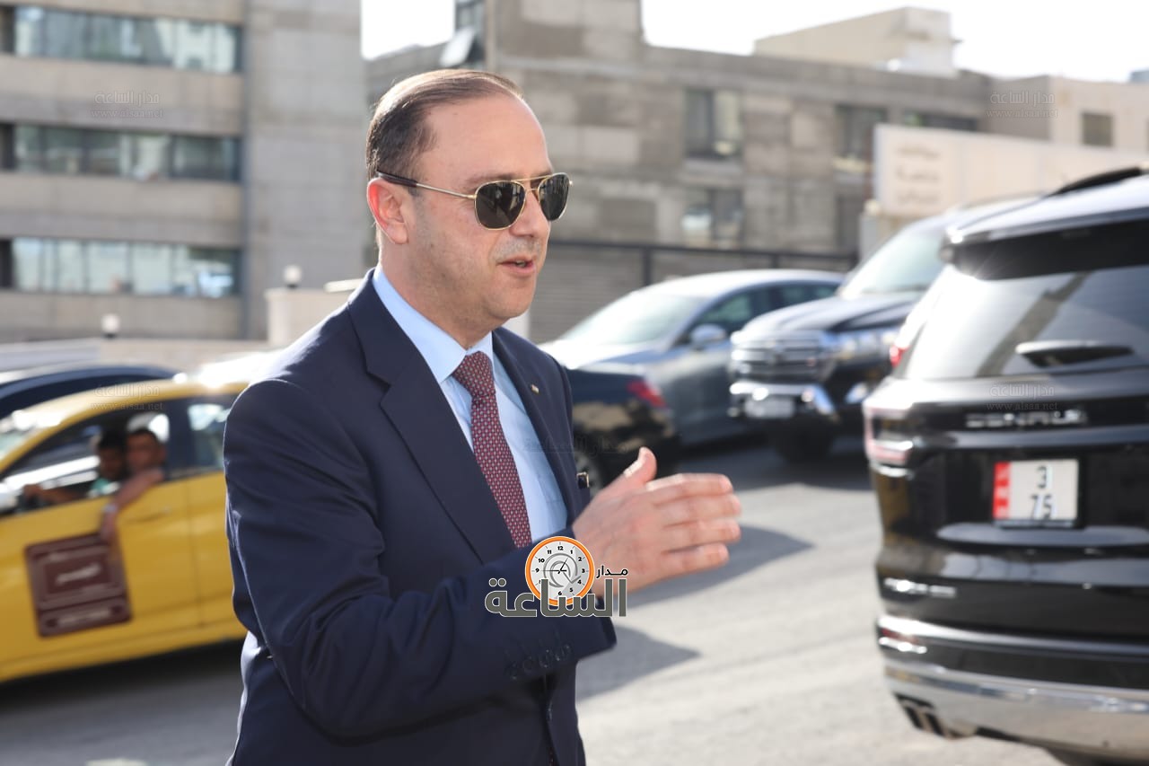 Madar Al-Saa Images 0.9044677817080843