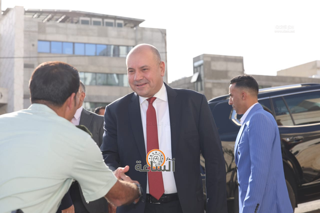 Madar Al-Saa Images 0.15863579581936227