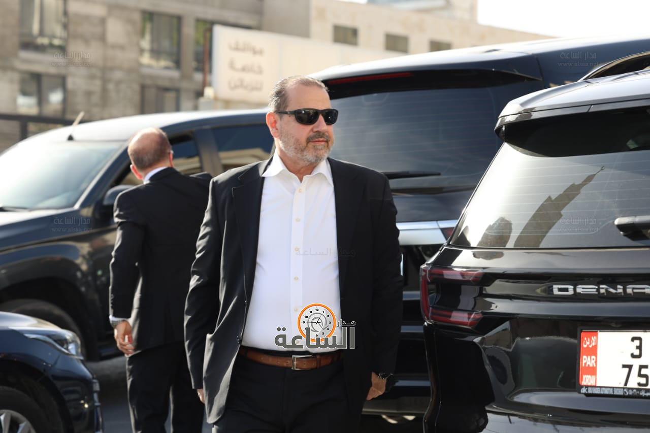 Madar Al-Saa Images 0.09969757189683115