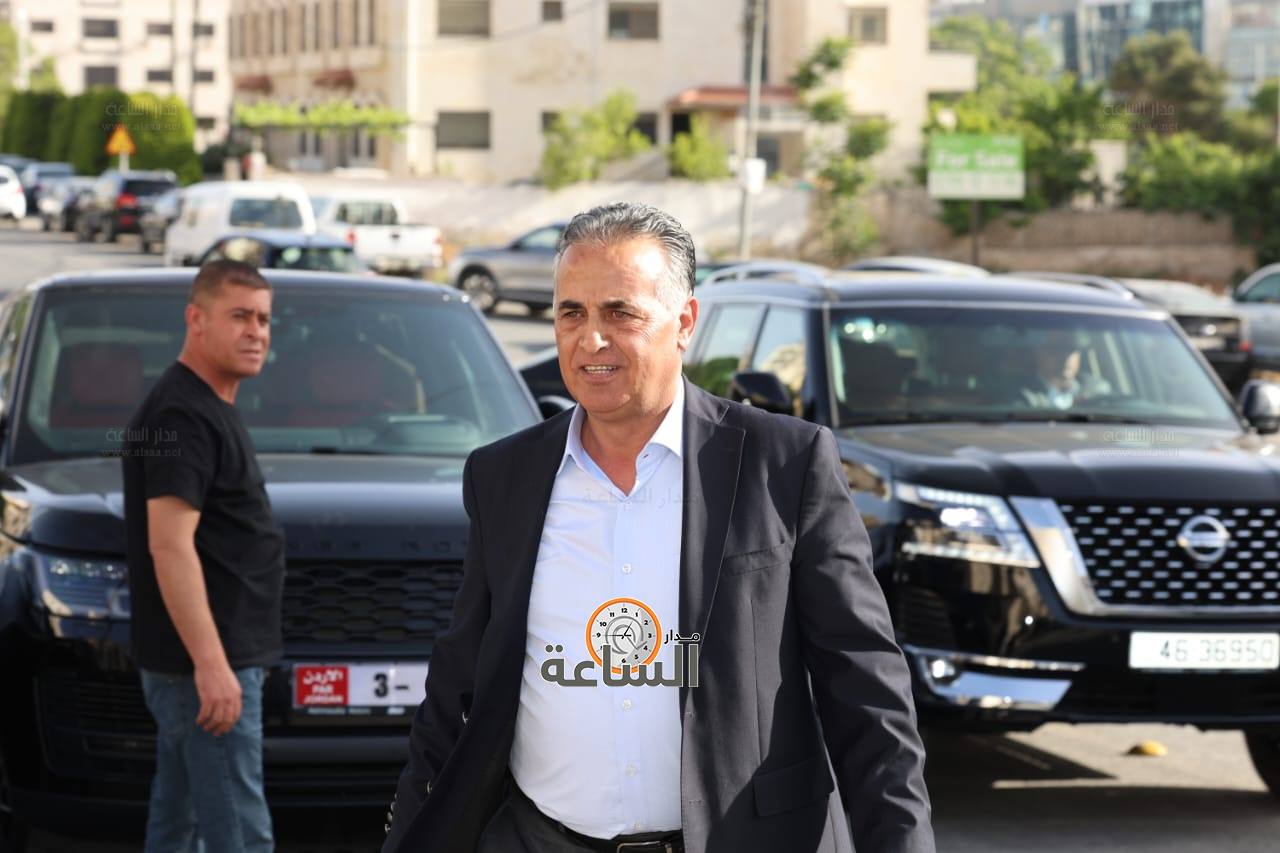 Madar Al-Saa Images 0.4080618141290926