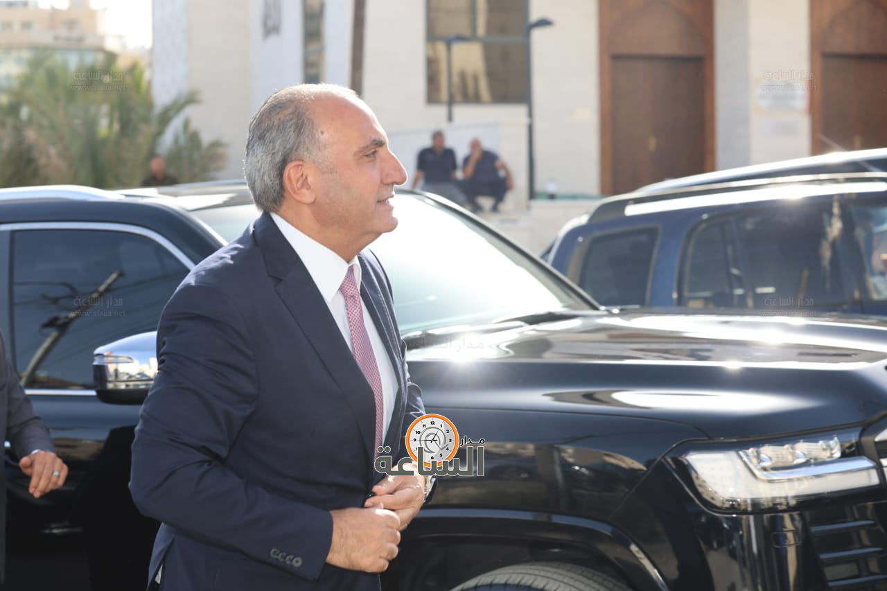 Madar Al-Saa Images 0.5866461087253059