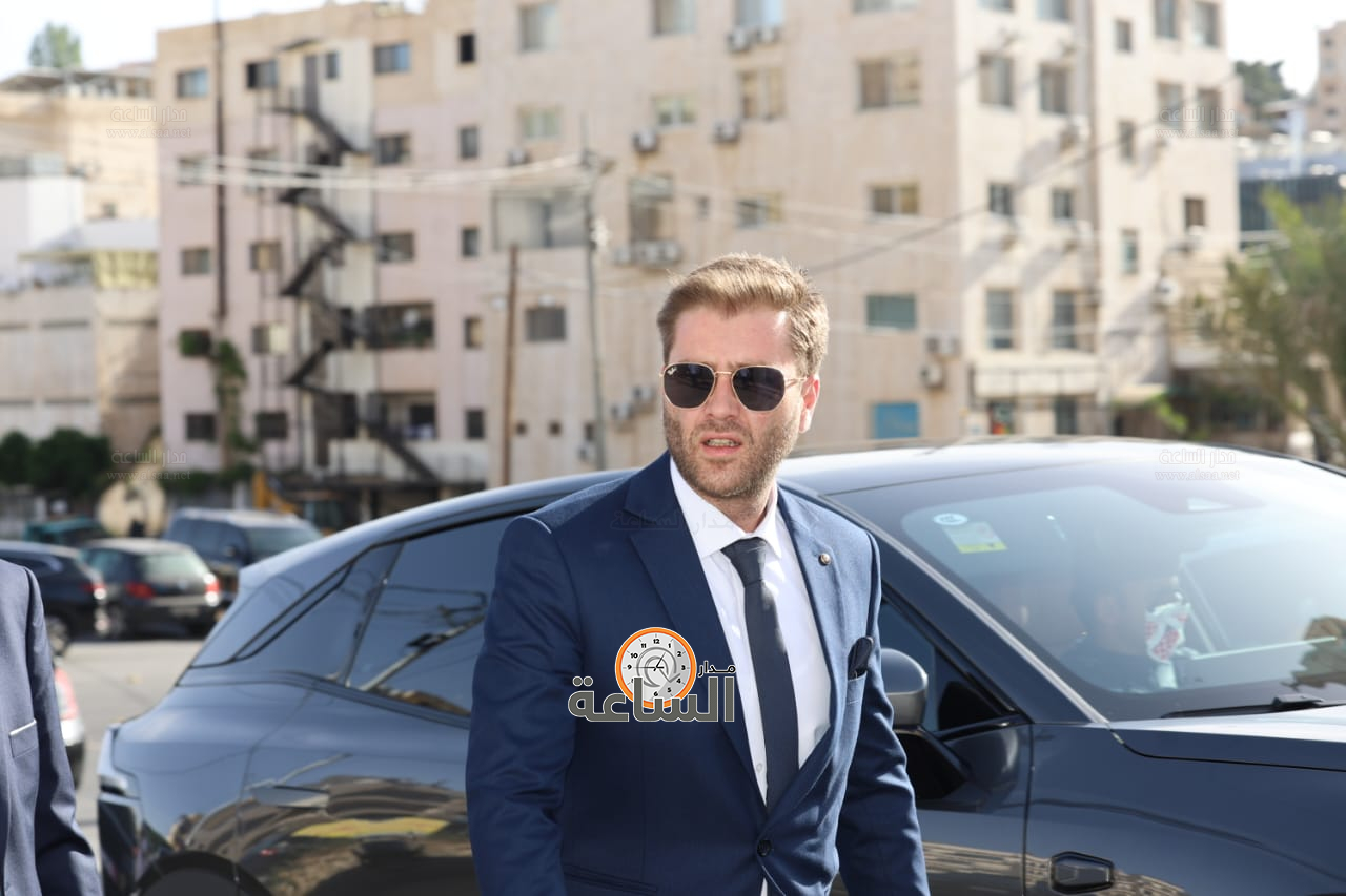 Madar Al-Saa Images 0.7406749922988815