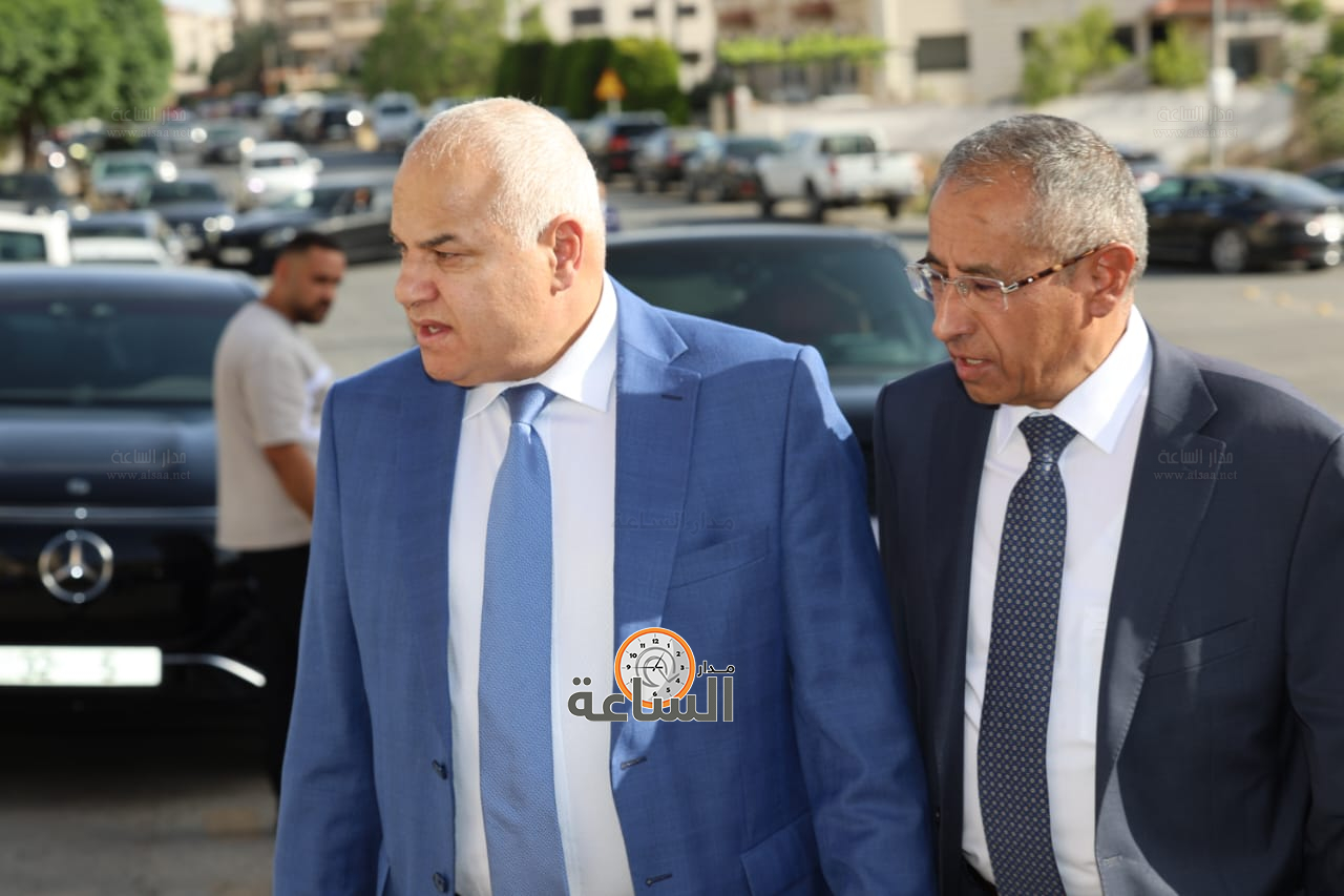 Madar Al-Saa Images 0.4158070720009761