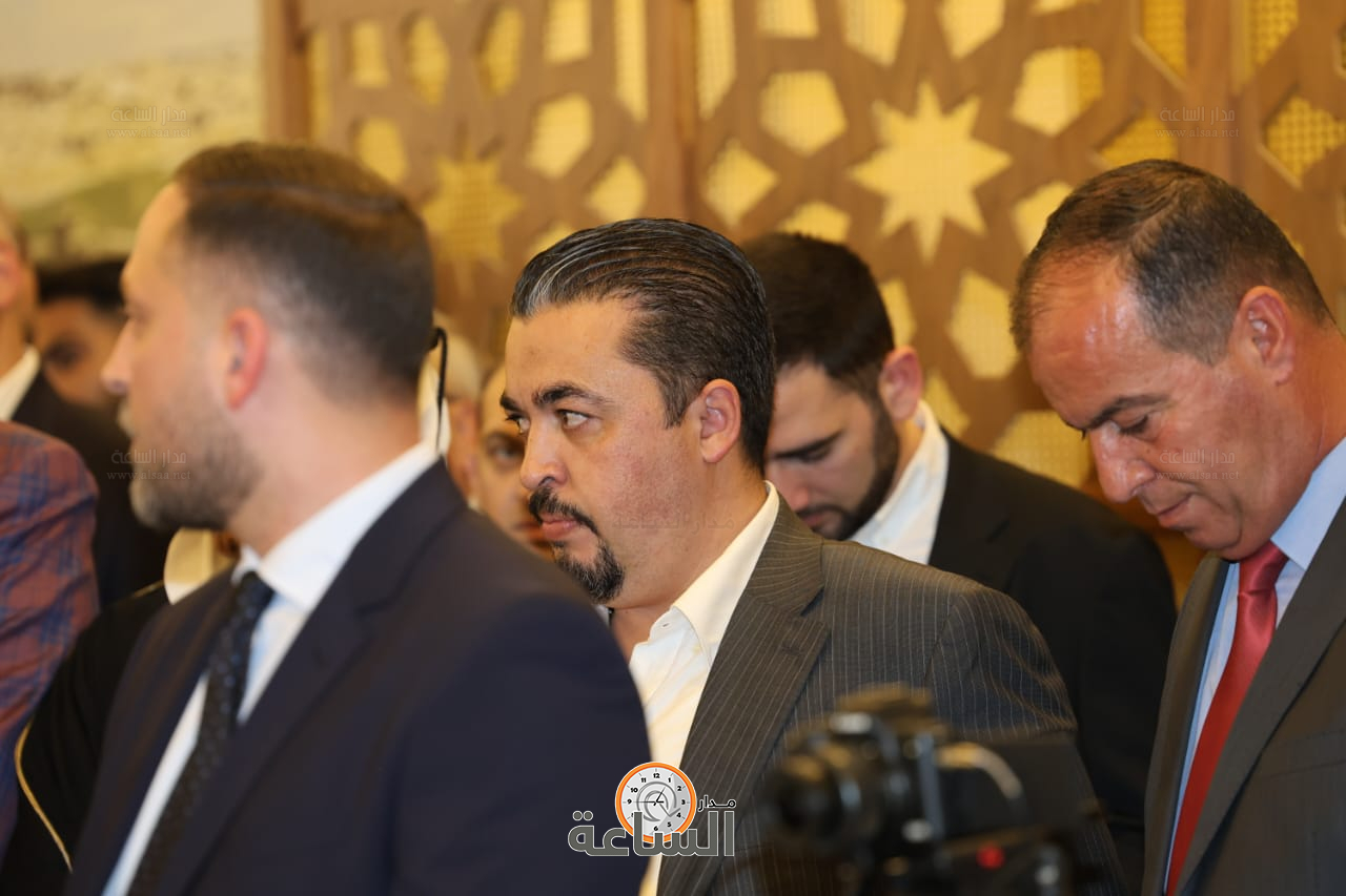 Madar Al-Saa Images 0.9314463311369