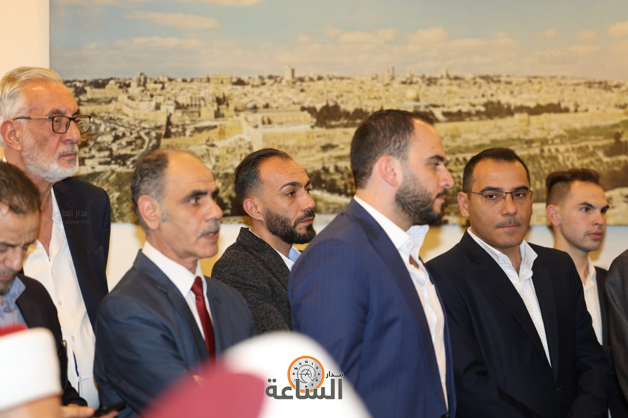 Madar Al-Saa Images 0.8415496229588872