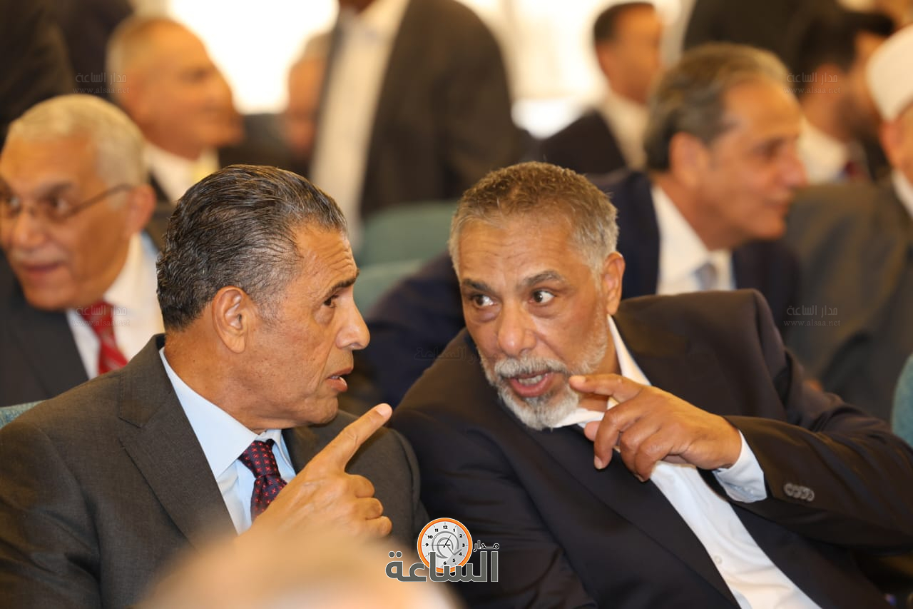 Madar Al-Saa Images 0.372193640981919