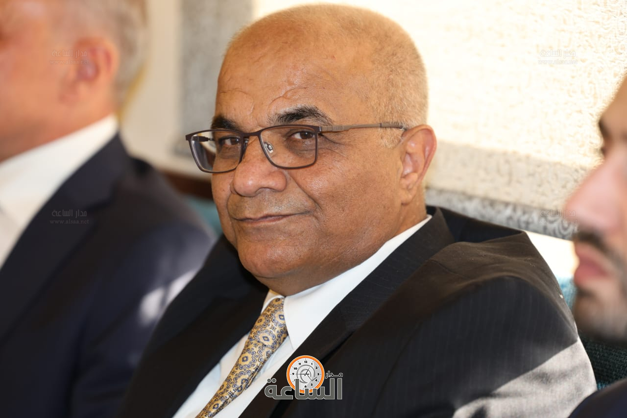 Madar Al-Saa Images 0.9634924469635643