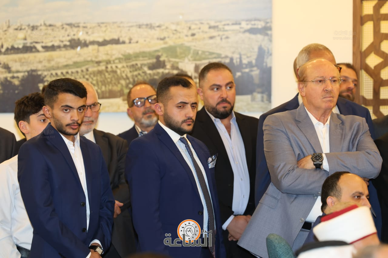 Madar Al-Saa Images 0.6561355042108437