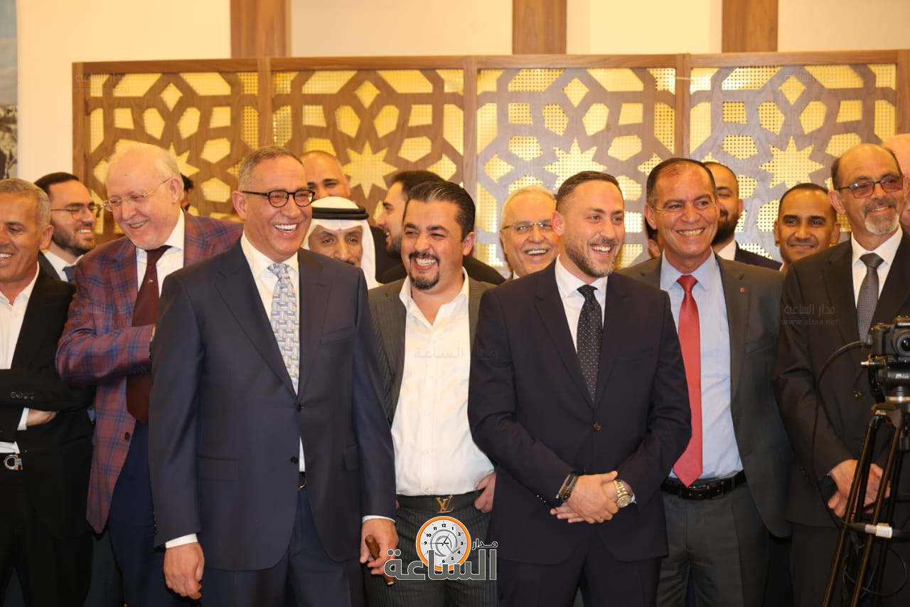 Madar Al-Saa Images 0.43149769717831754