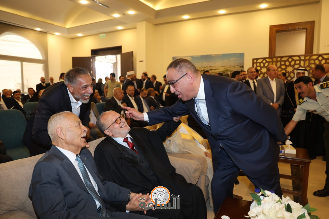 Madar Al-Saa Images 0.1310528532796409