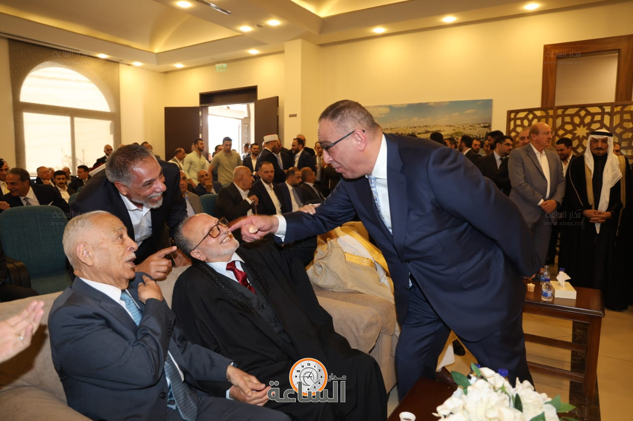 Madar Al-Saa Images 0.9876506152298418