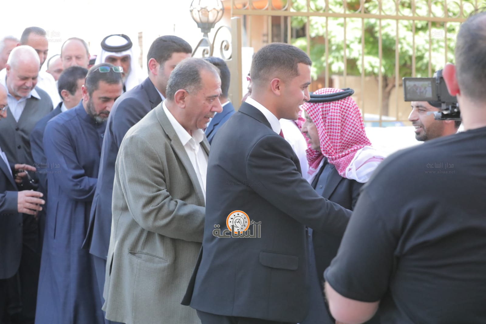 Madar Al-Saa Images 0.04012361419350252