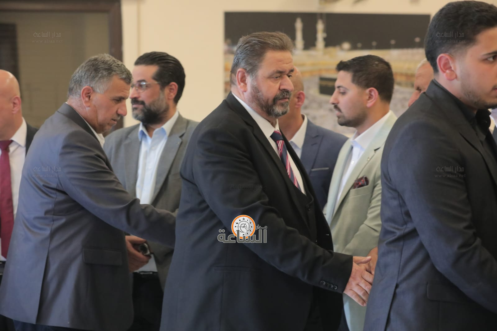 Madar Al-Saa Images 0.991742865540632