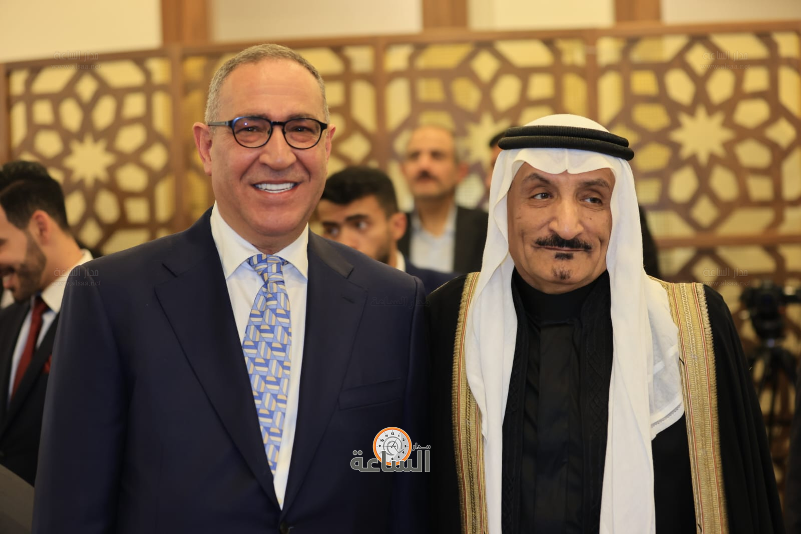 Madar Al-Saa Images 0.4410159639414708