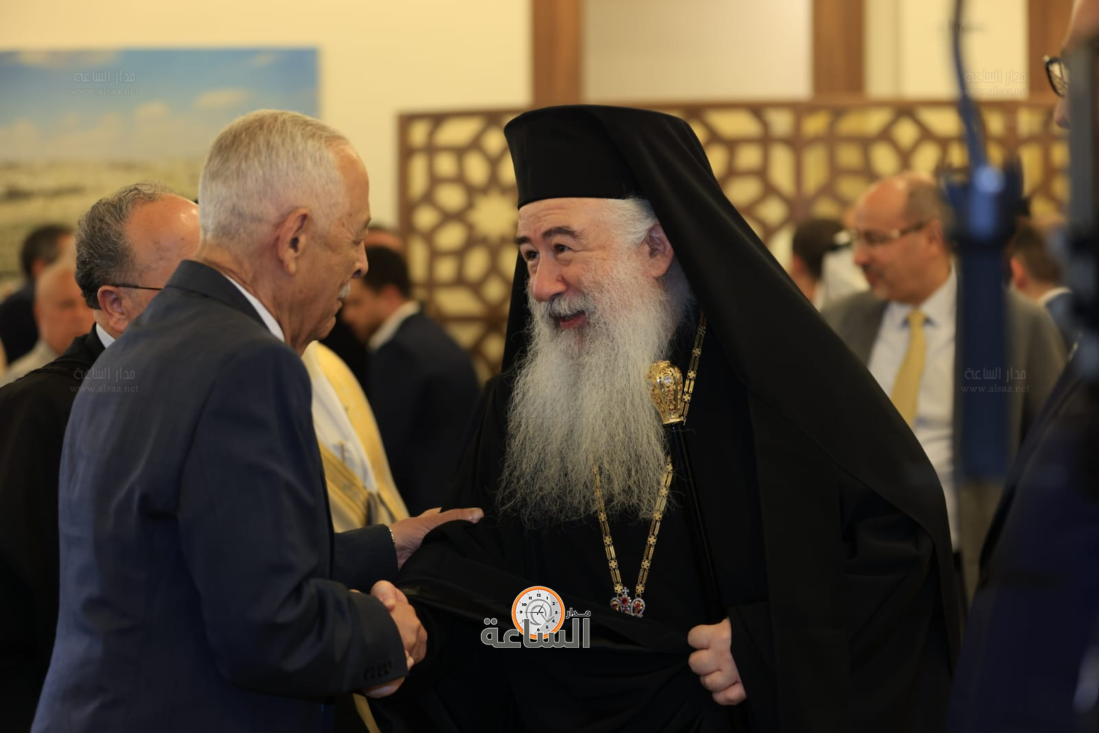 Madar Al-Saa Images 0.8413709338410102