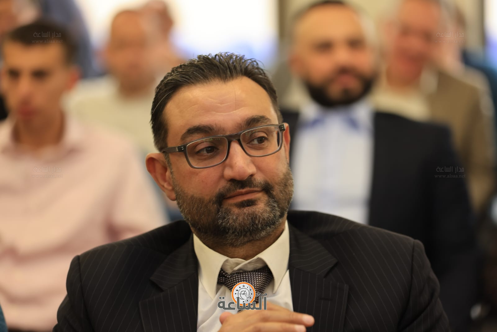 Madar Al-Saa Images 0.444156757550483