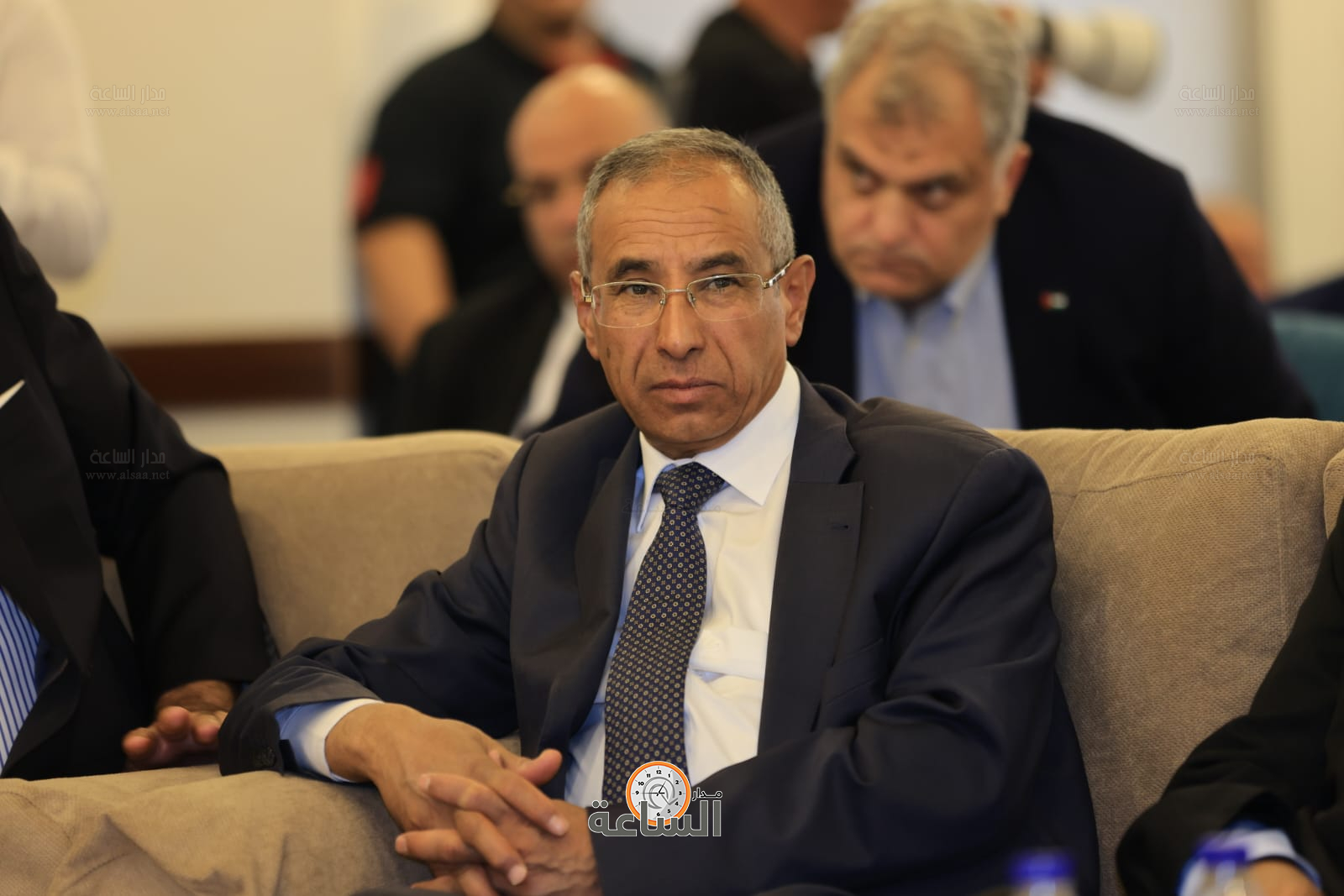 Madar Al-Saa Images 0.9829270293151228