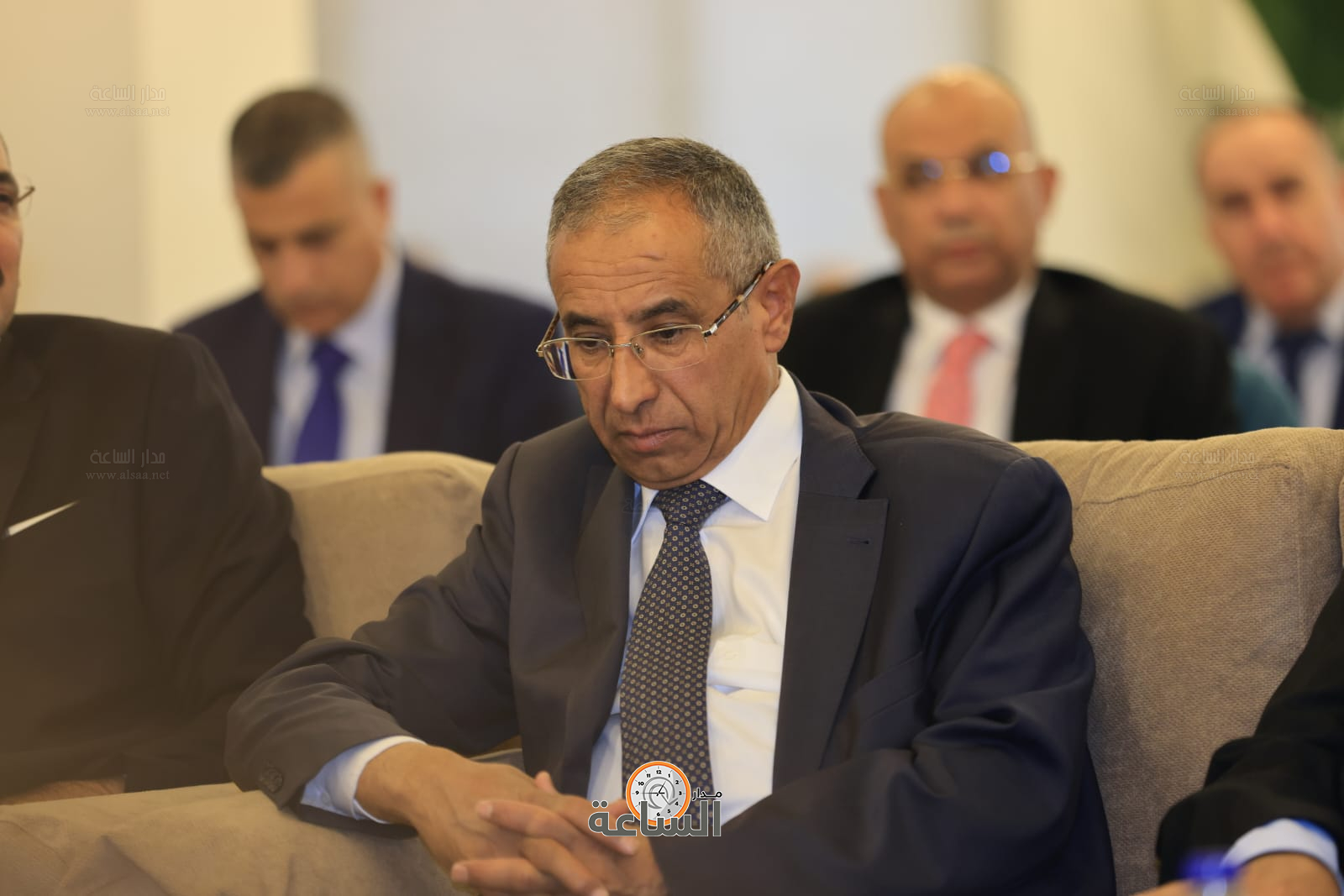 Madar Al-Saa Images 0.9884446988919133