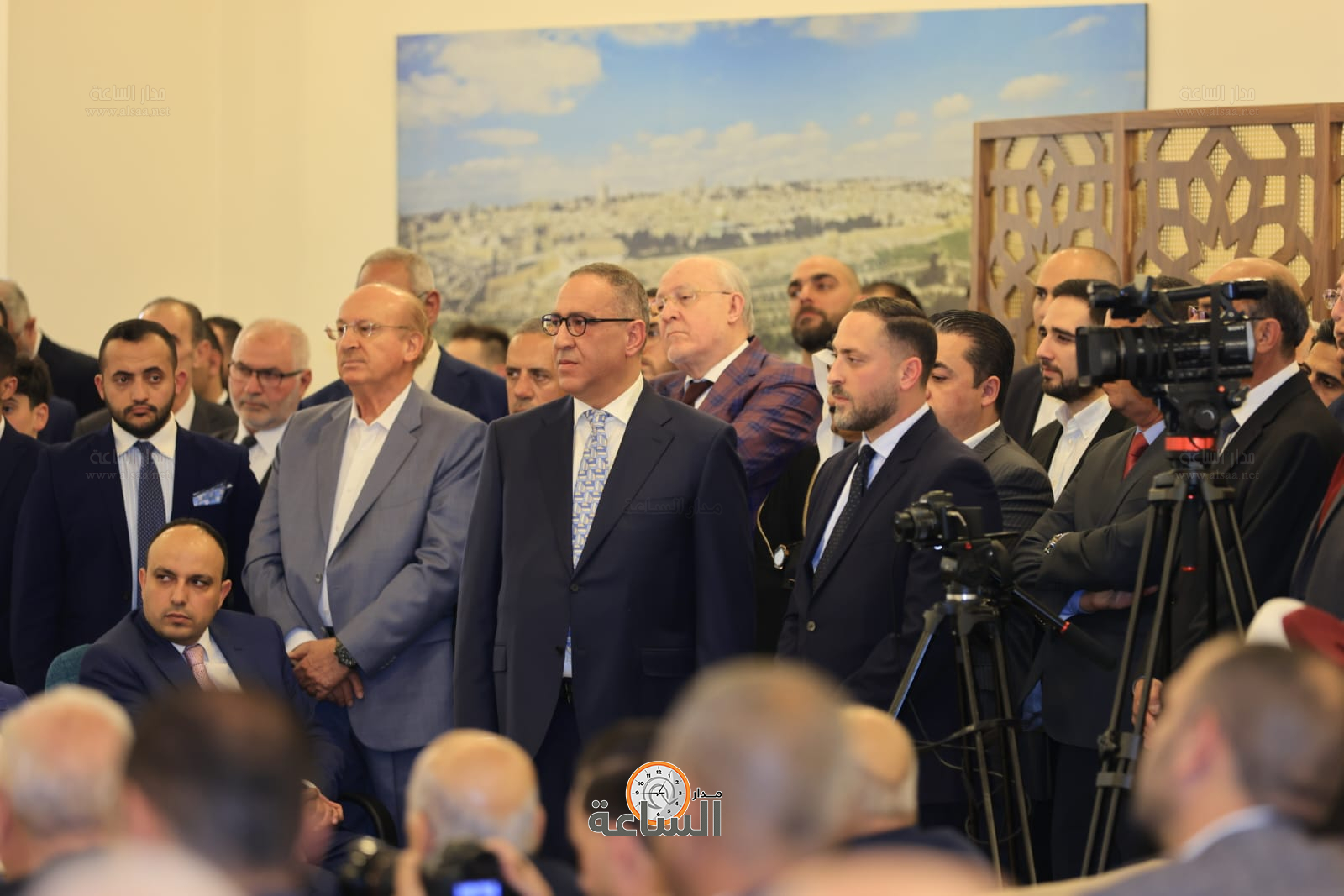 Madar Al-Saa Images 0.8376502638397927