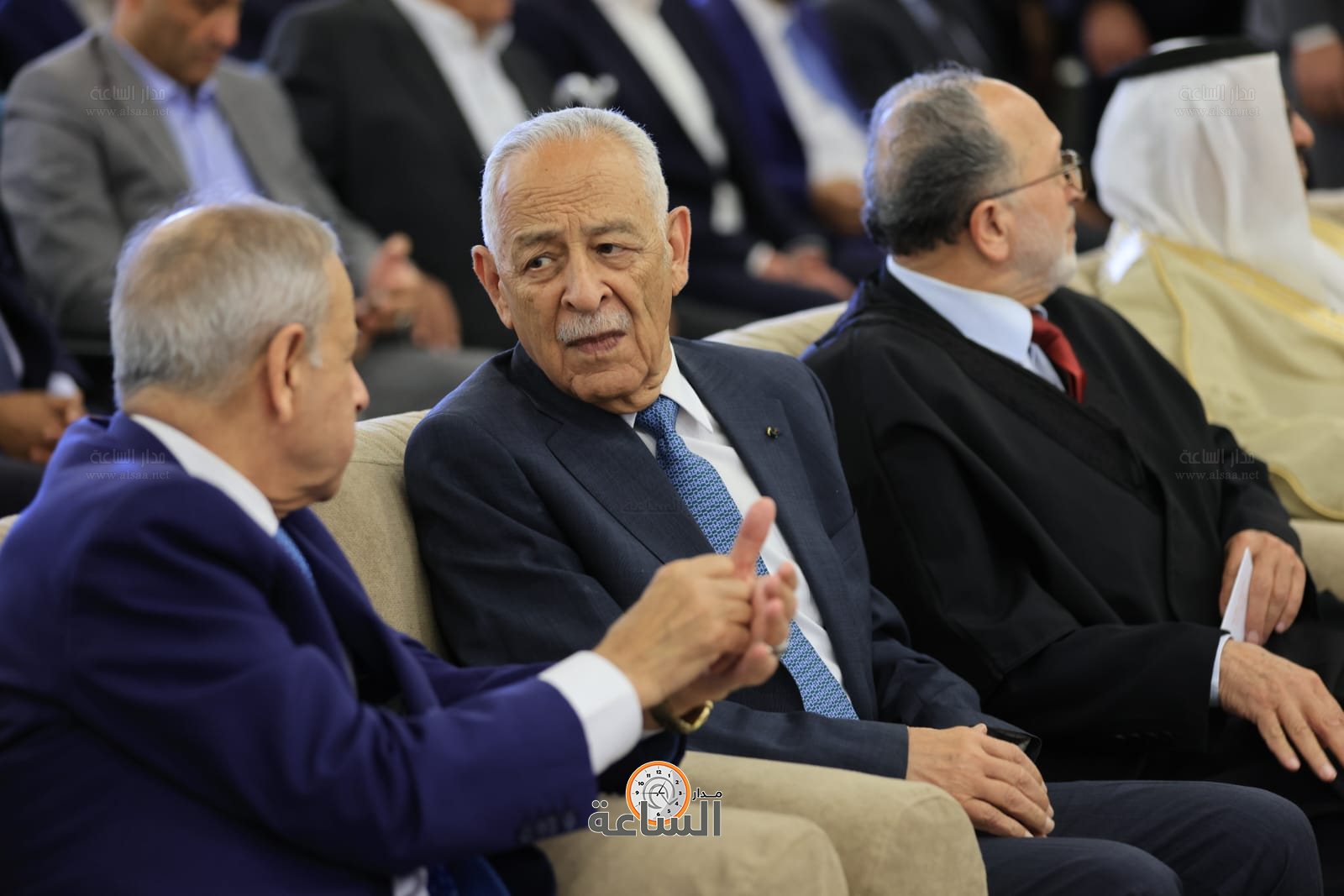 Madar Al-Saa Images 0.20036219152953383