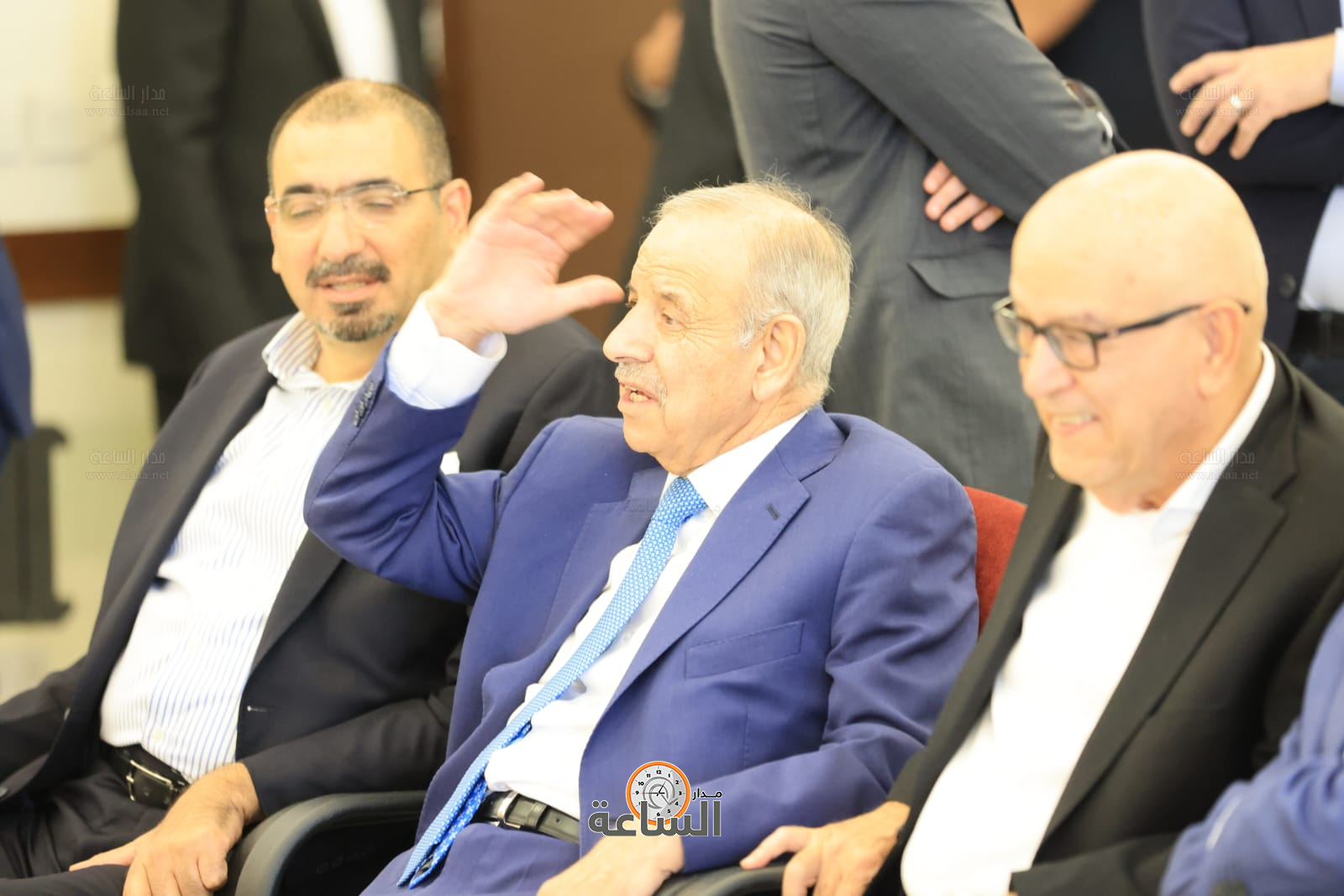 Madar Al-Saa Images 0.16442396855618313