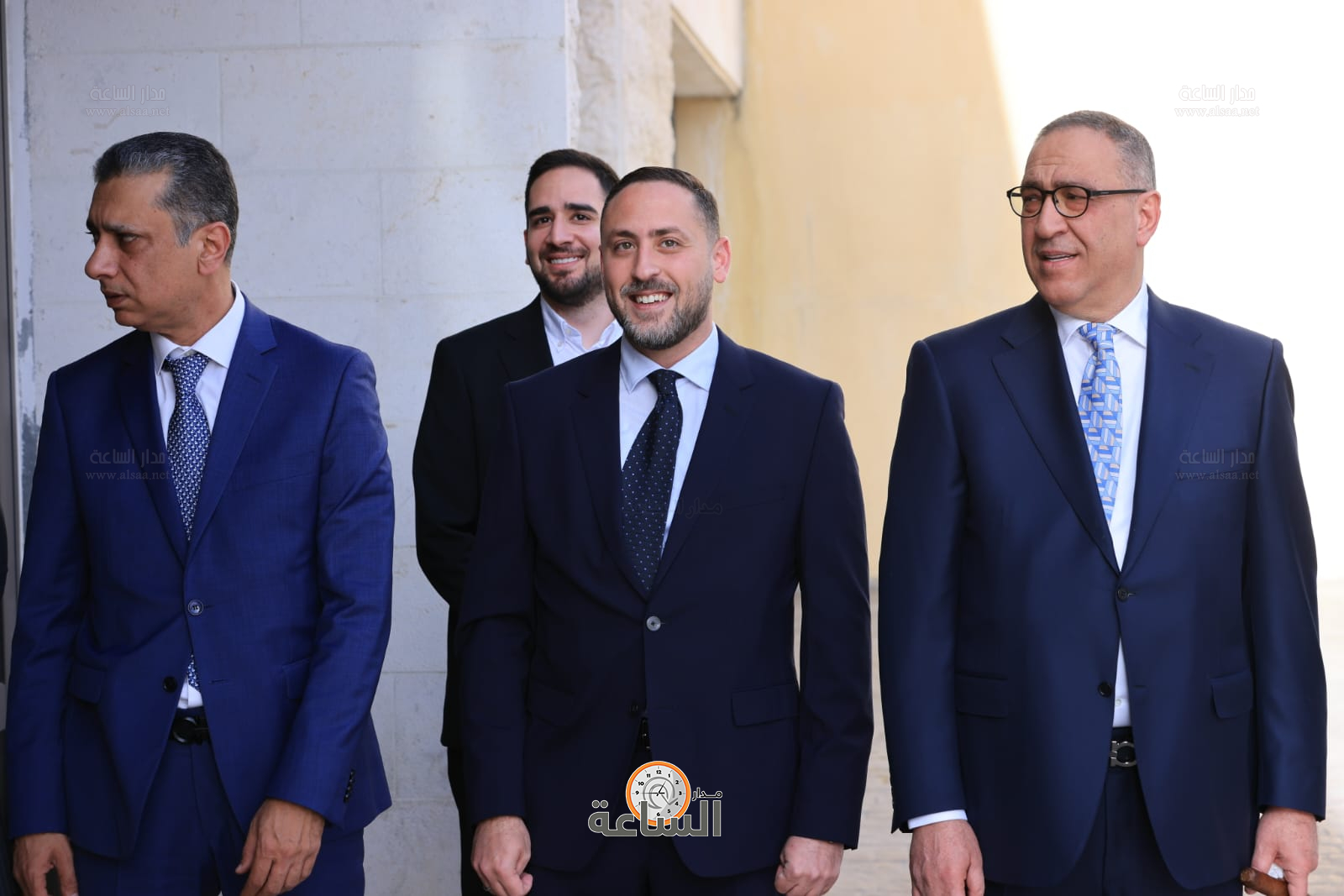 Madar Al-Saa Images 0.1433095863169156