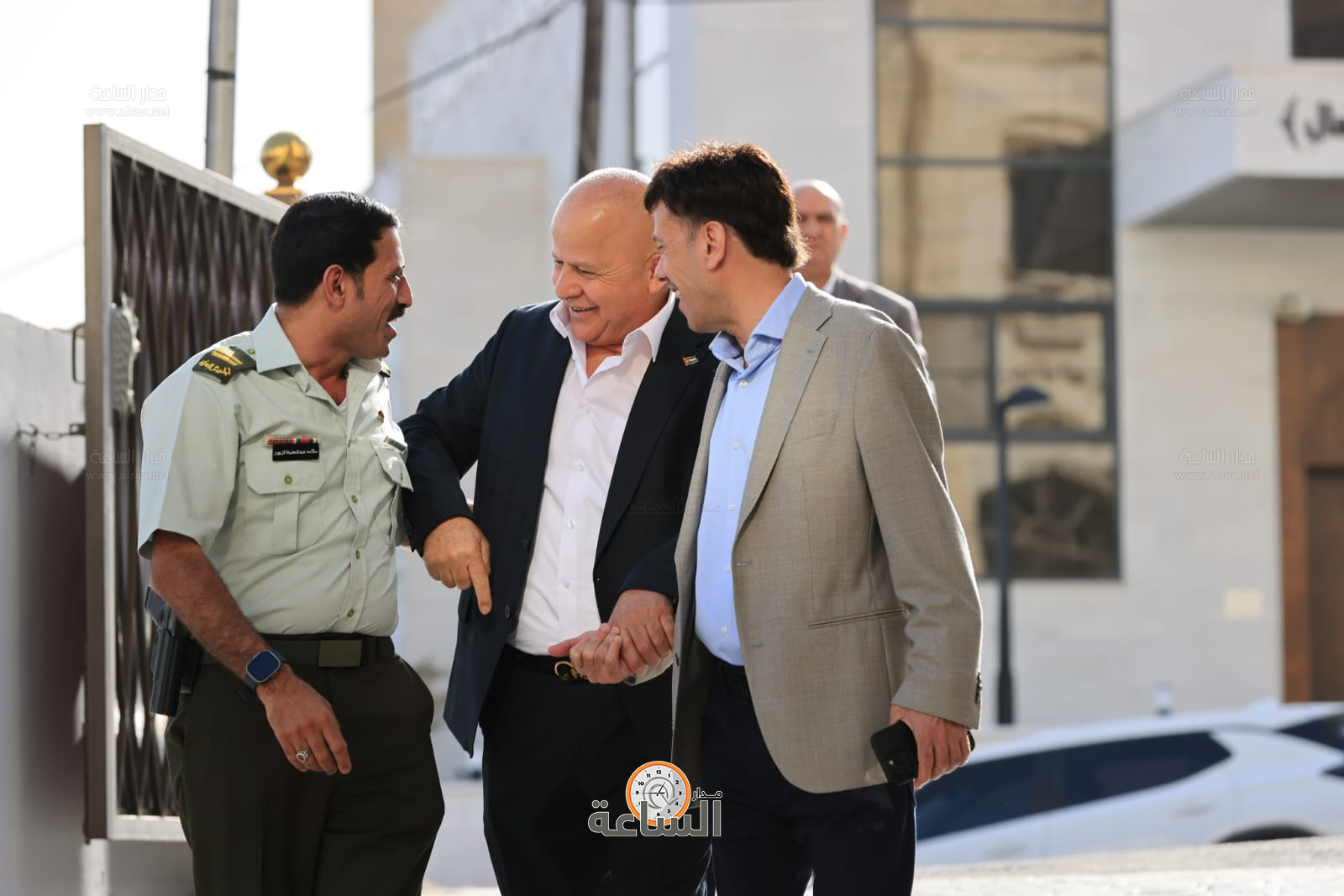 Madar Al-Saa Images 0.8588448250377834