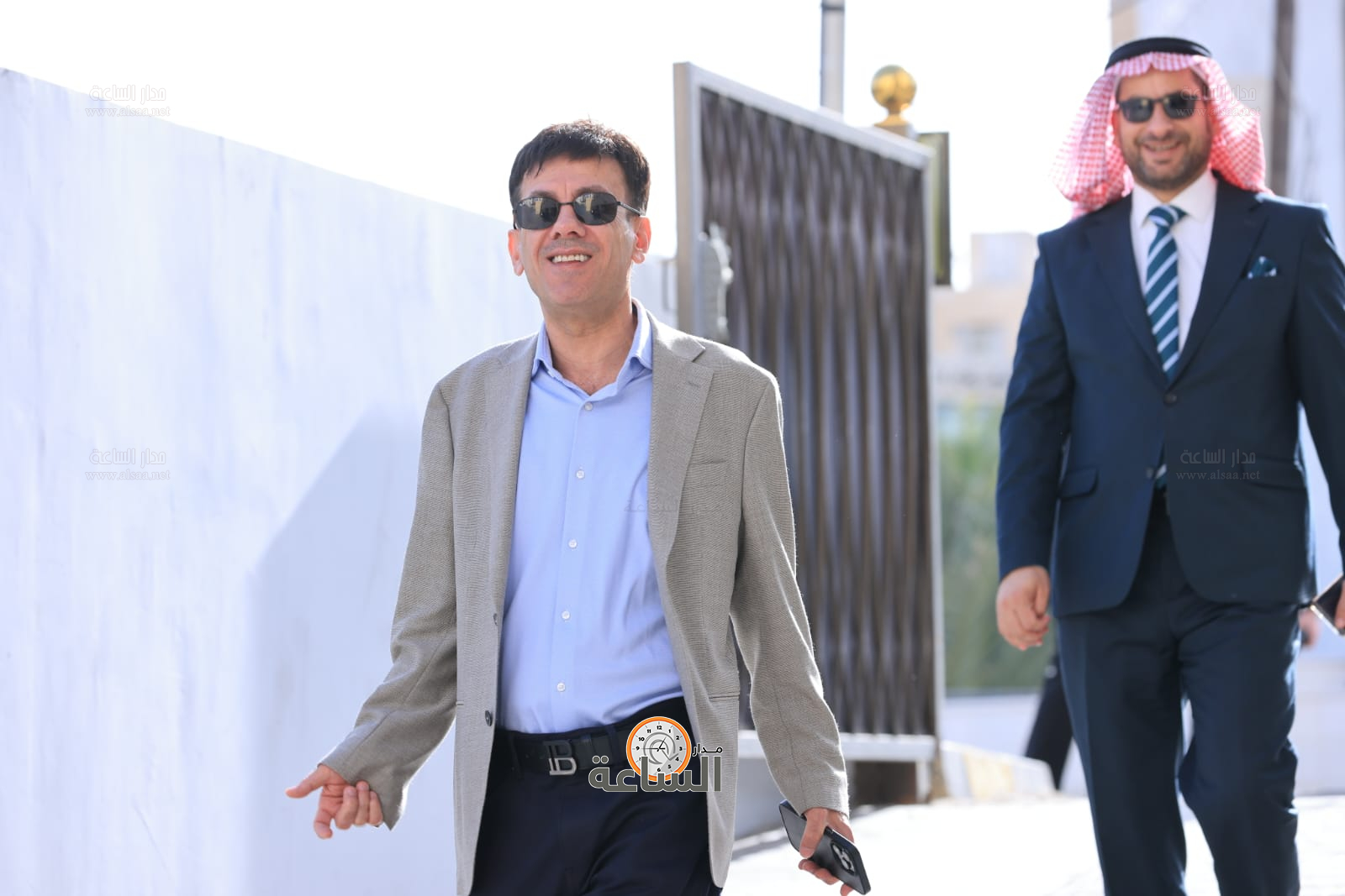 Madar Al-Saa Images 0.01337681358074383