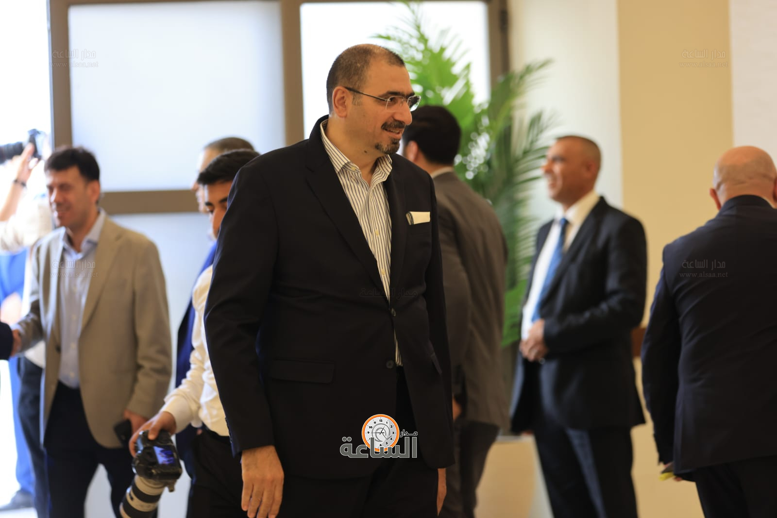 Madar Al-Saa Images 0.7159521439475036