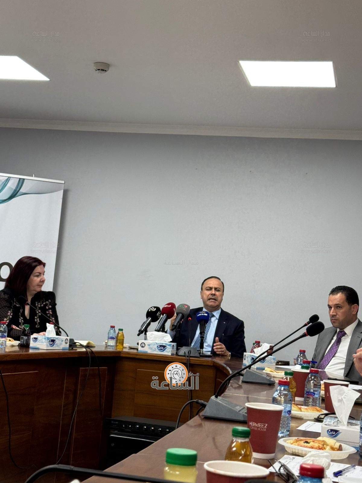 Madar Al-Saa Images 0.8093832867906028