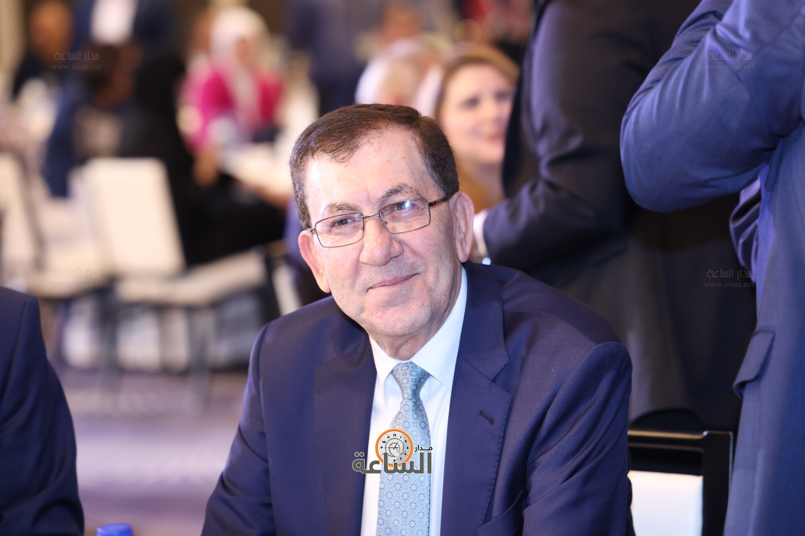 Madar Al-Saa Images 0.9372546903514917