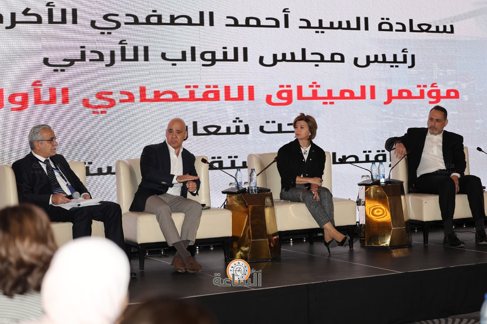 Madar Al-Saa Images 0.9855229888493472