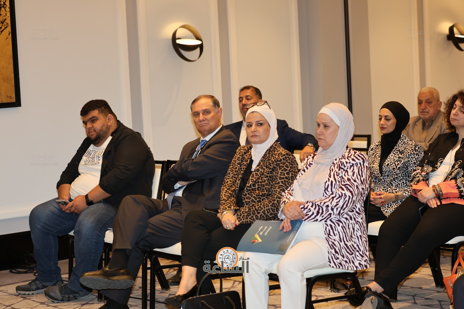 Madar Al-Saa Images 0.556191304339408