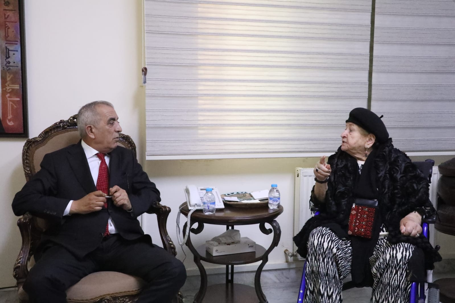 Madar Al-Saa Images 0.6793459997142195