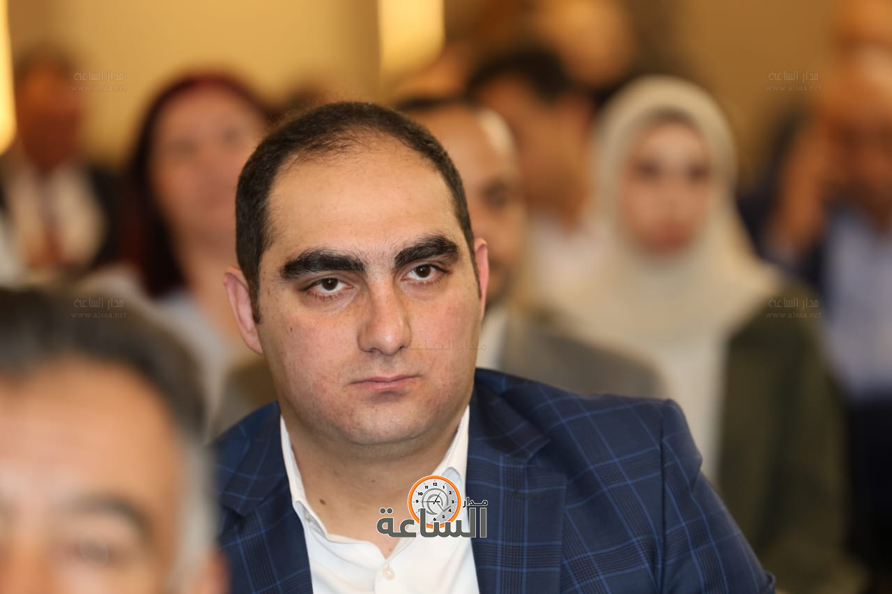 Madar Al-Saa Images 0.21396477060447427