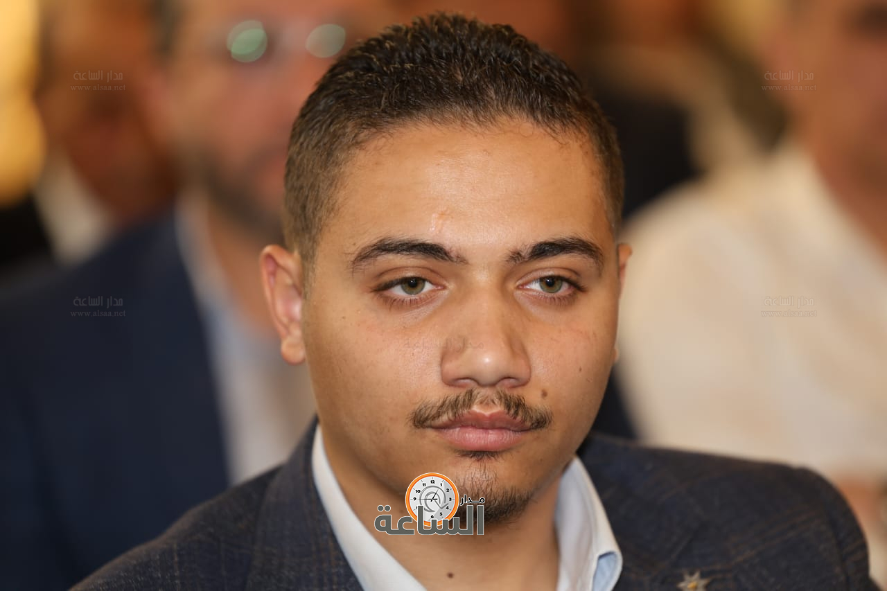 Madar Al-Saa Images 0.5605205641166116