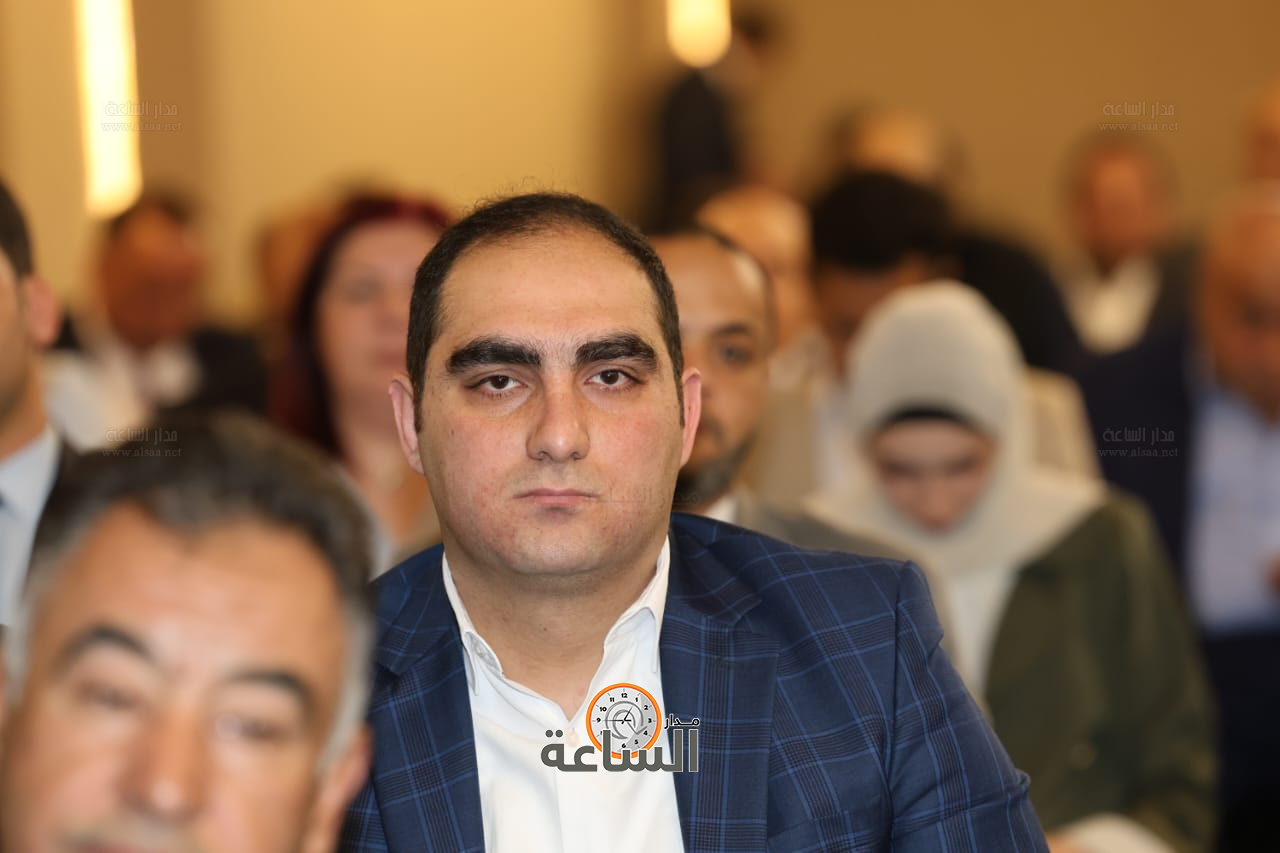 Madar Al-Saa Images 0.429065151933377