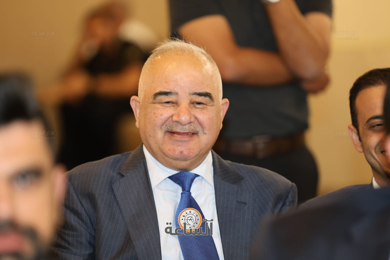 Madar Al-Saa Images 0.15794682757483636