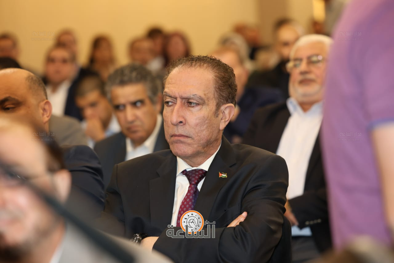 Madar Al-Saa Images 0.2855576133678065