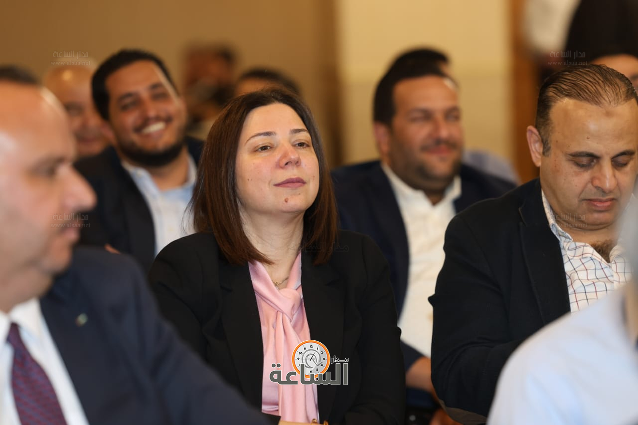 Madar Al-Saa Images 0.7230062415706945