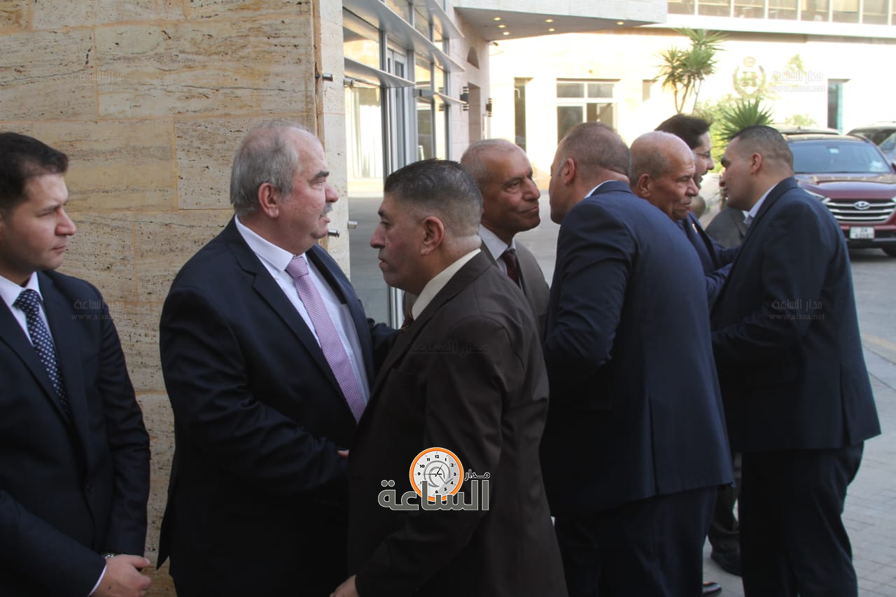 Madar Al-Saa Images 0.0810149453420812