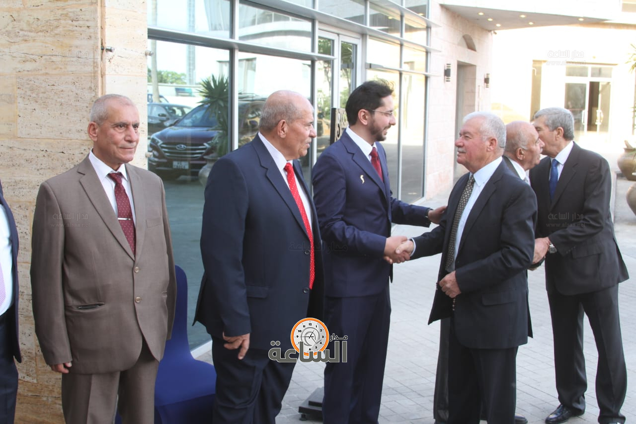 Madar Al-Saa Images 0.3878428387477435