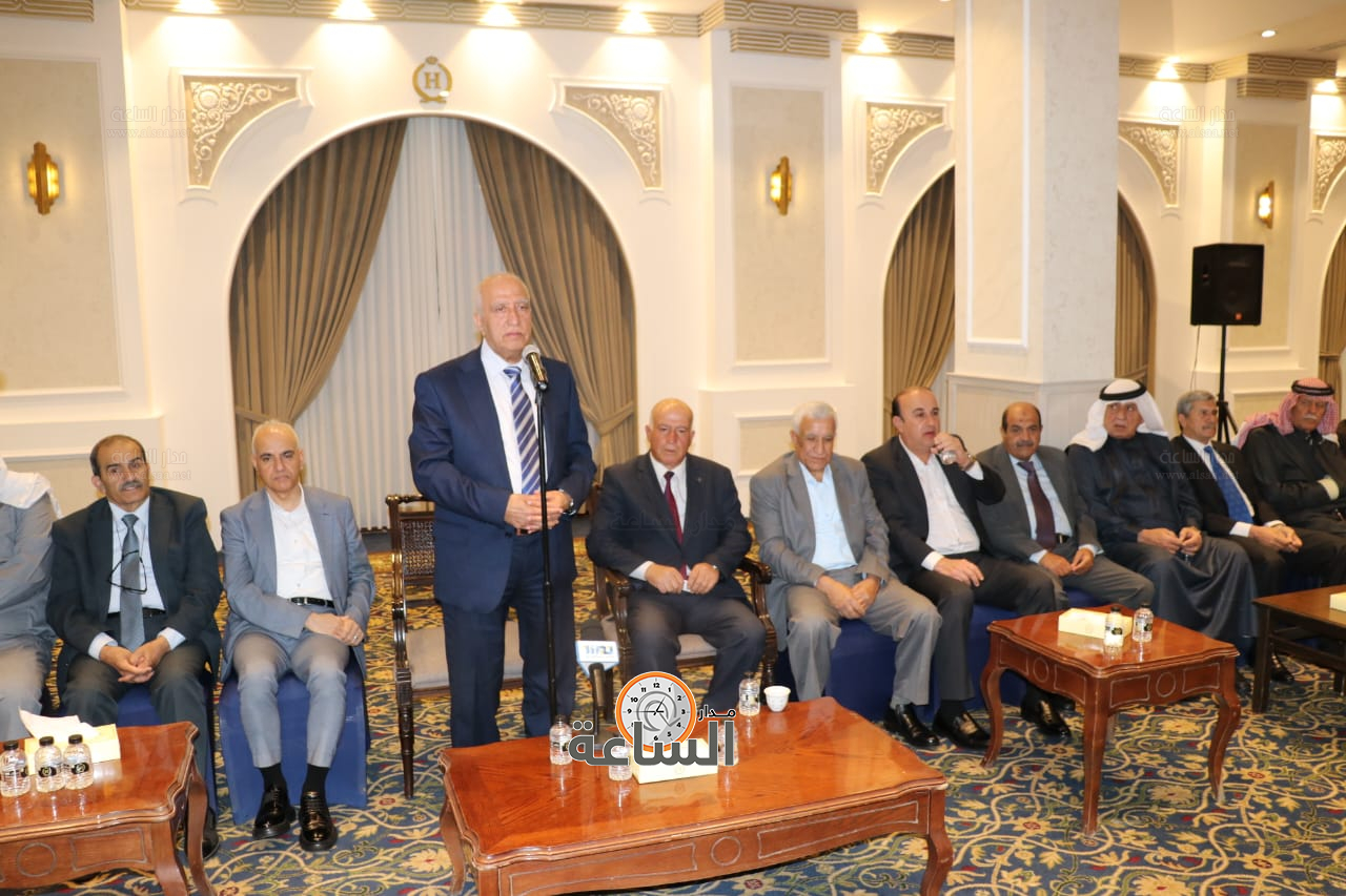 Madar Al-Saa Images 0.6621683694374879