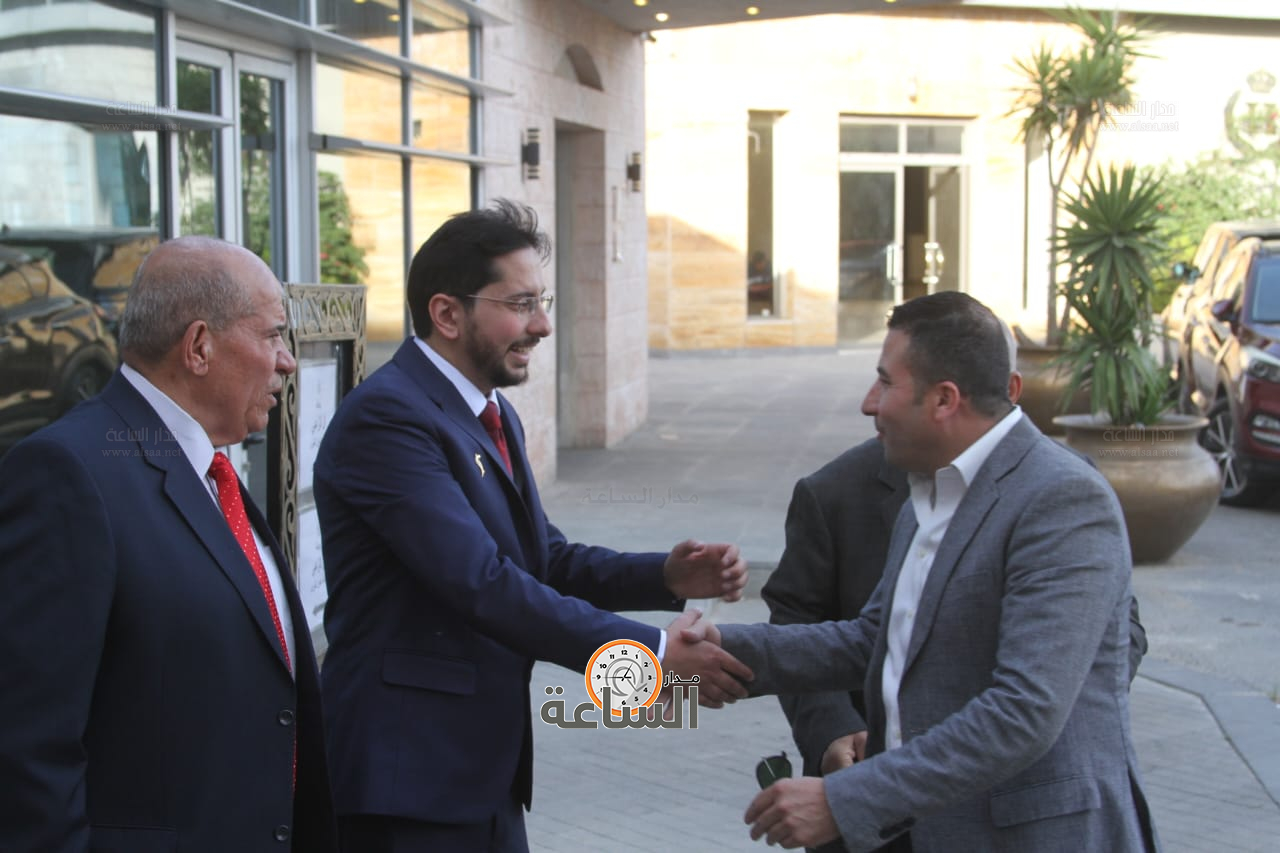 Madar Al-Saa Images 0.7047239440422031