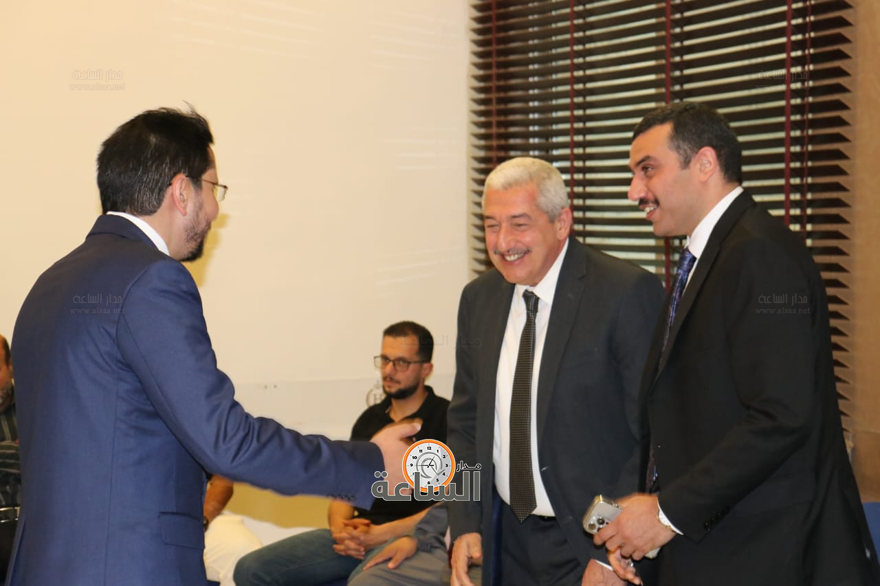 Madar Al-Saa Images 0.9775334238706156