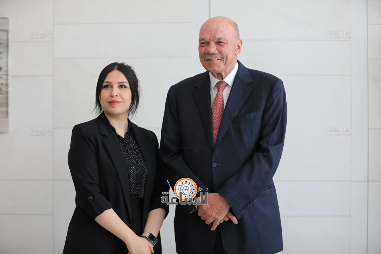 Madar Al-Saa Images 0.4540882521815013