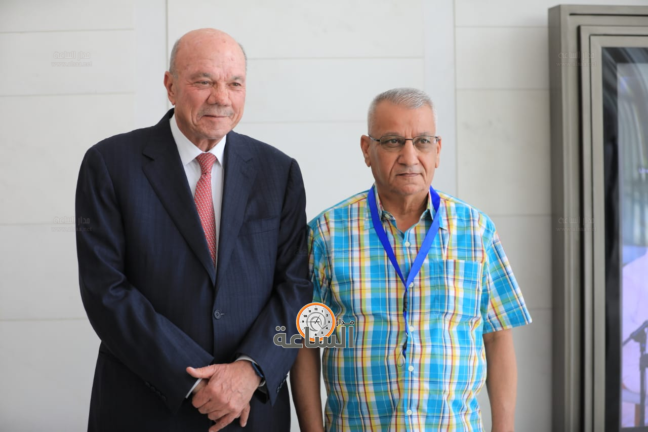 Madar Al-Saa Images 0.22541978350826974