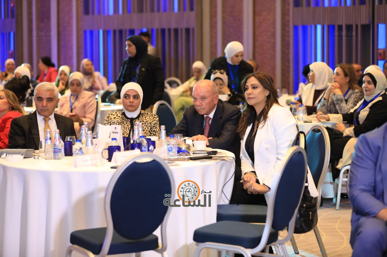 Madar Al-Saa Images 0.5604838477793018