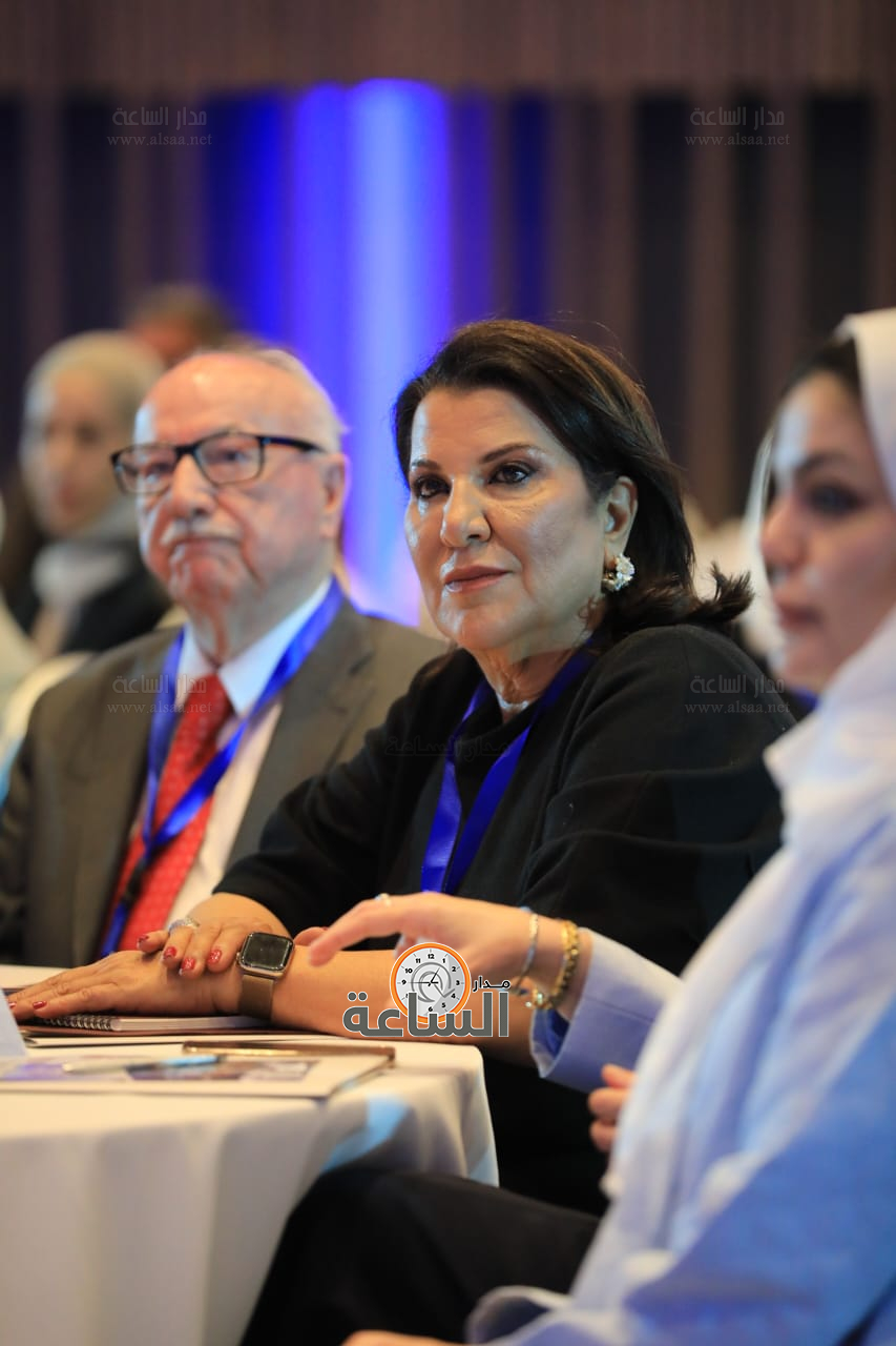 Madar Al-Saa Images 0.7863404605383127