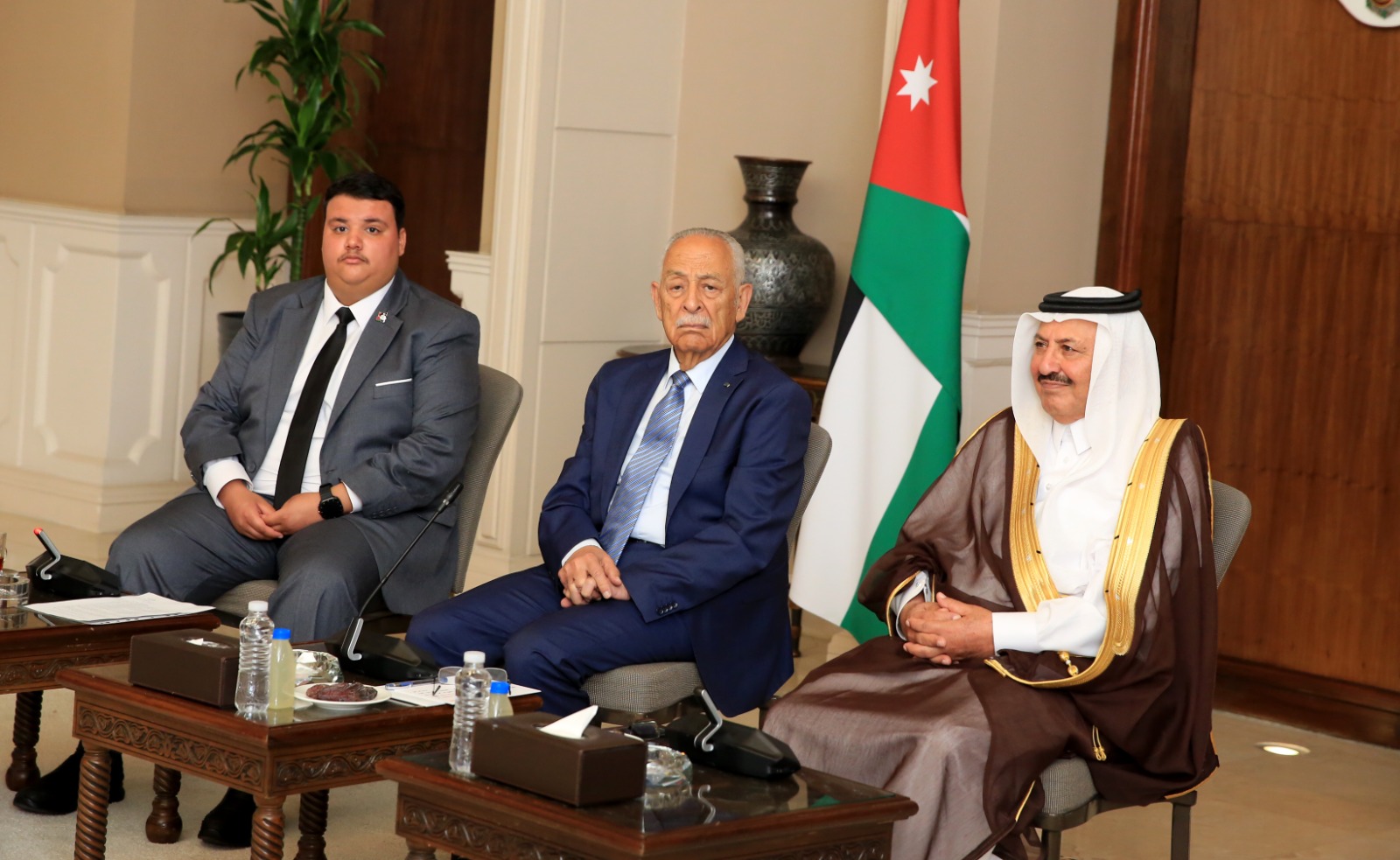 Madar Al-Saa Images 0.8740827228720517